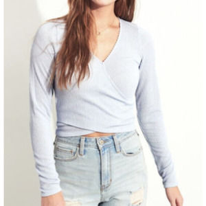 Hollister Baby Blue V-Neck Wrap Long Sleeve Crop Top Medium